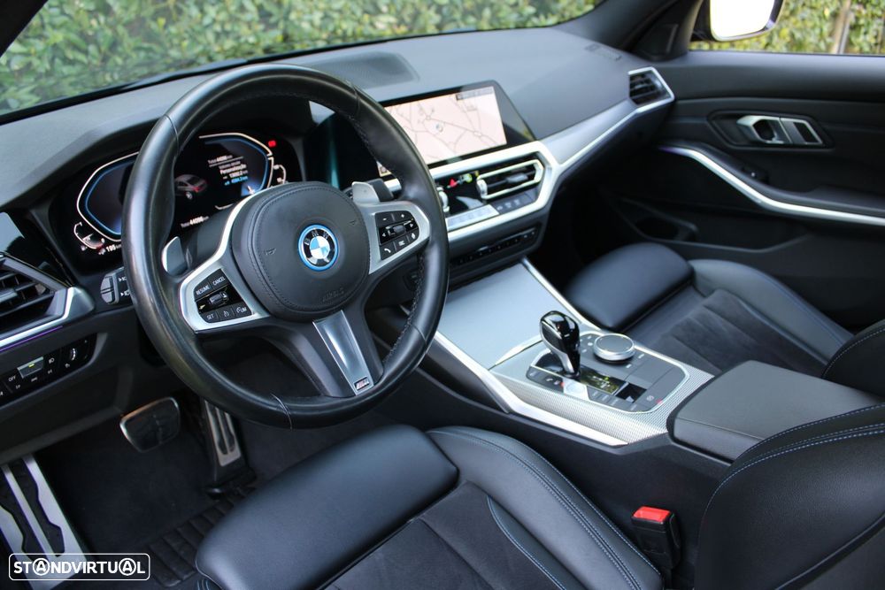 BMW 320 e Pack M Auto - 27