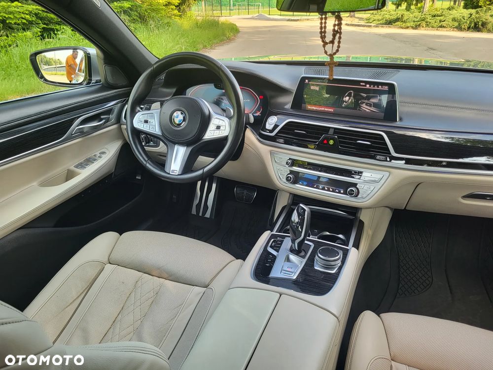 BMW Seria 7 750d xDrive sport - 10