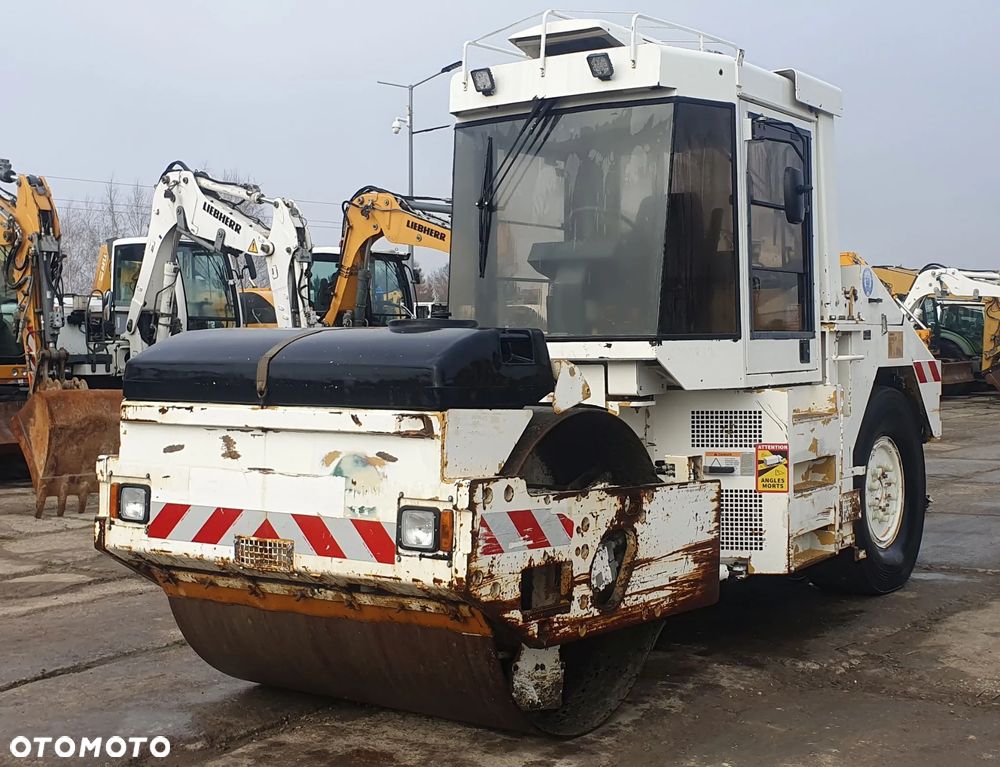 Caterpillar CB 535 B - 1