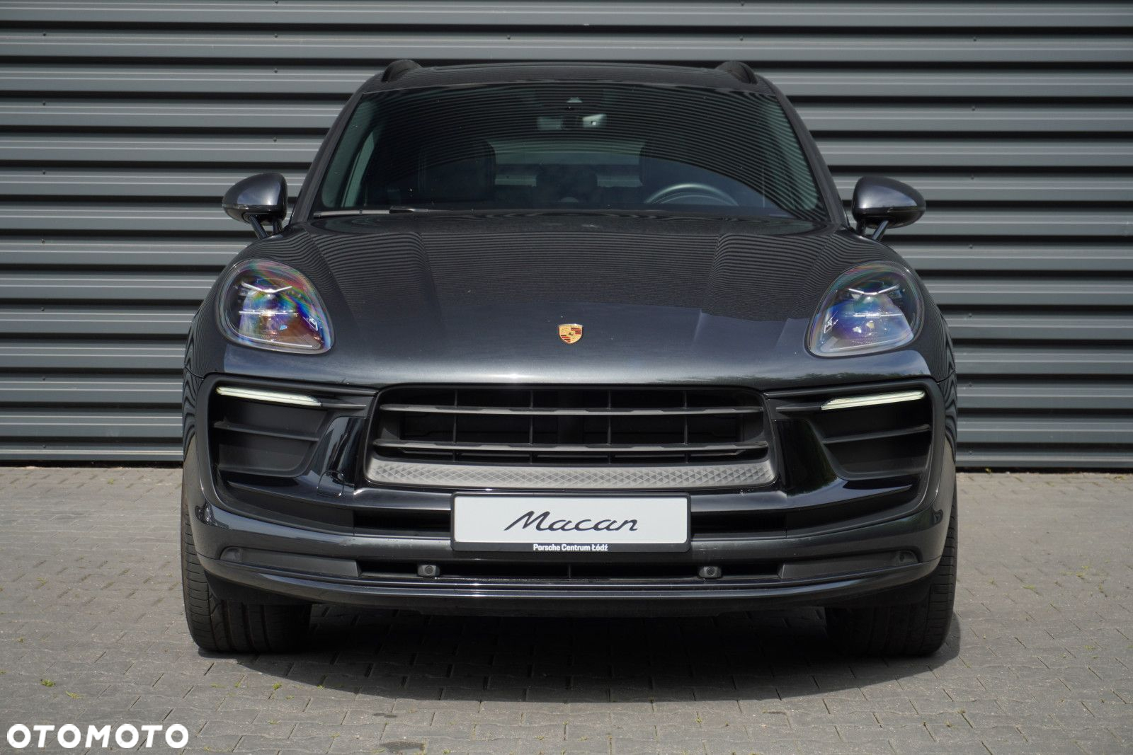 Porsche Macan Standard - 2