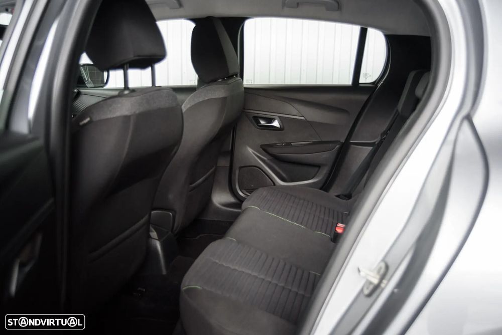 Peugeot 208 1.2 PureTech Active - 30