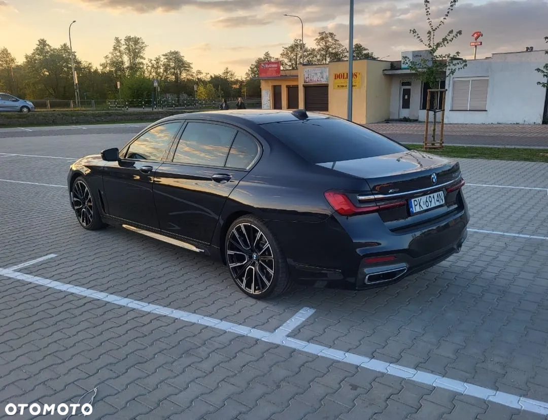 BMW Seria 7 750Li xDrive - 4
