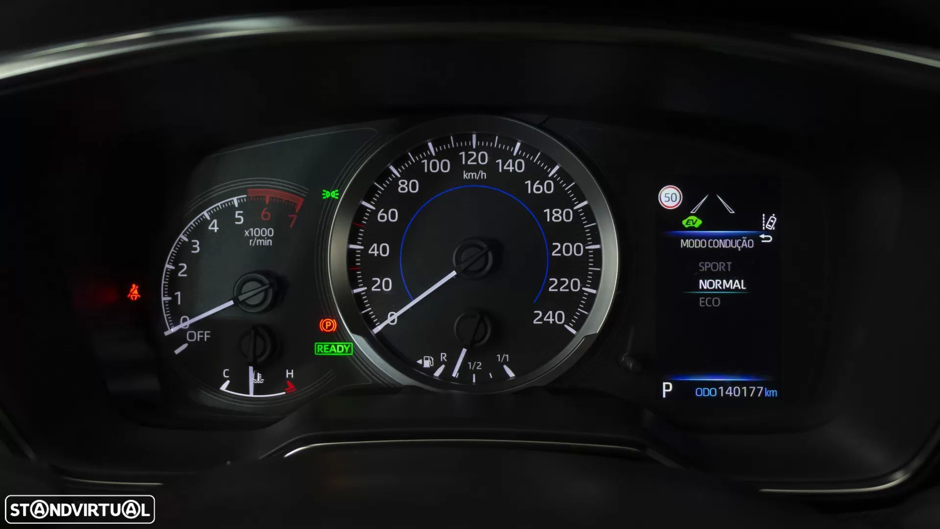 Toyota Corolla 1.8 Hybrid Comfort - 24