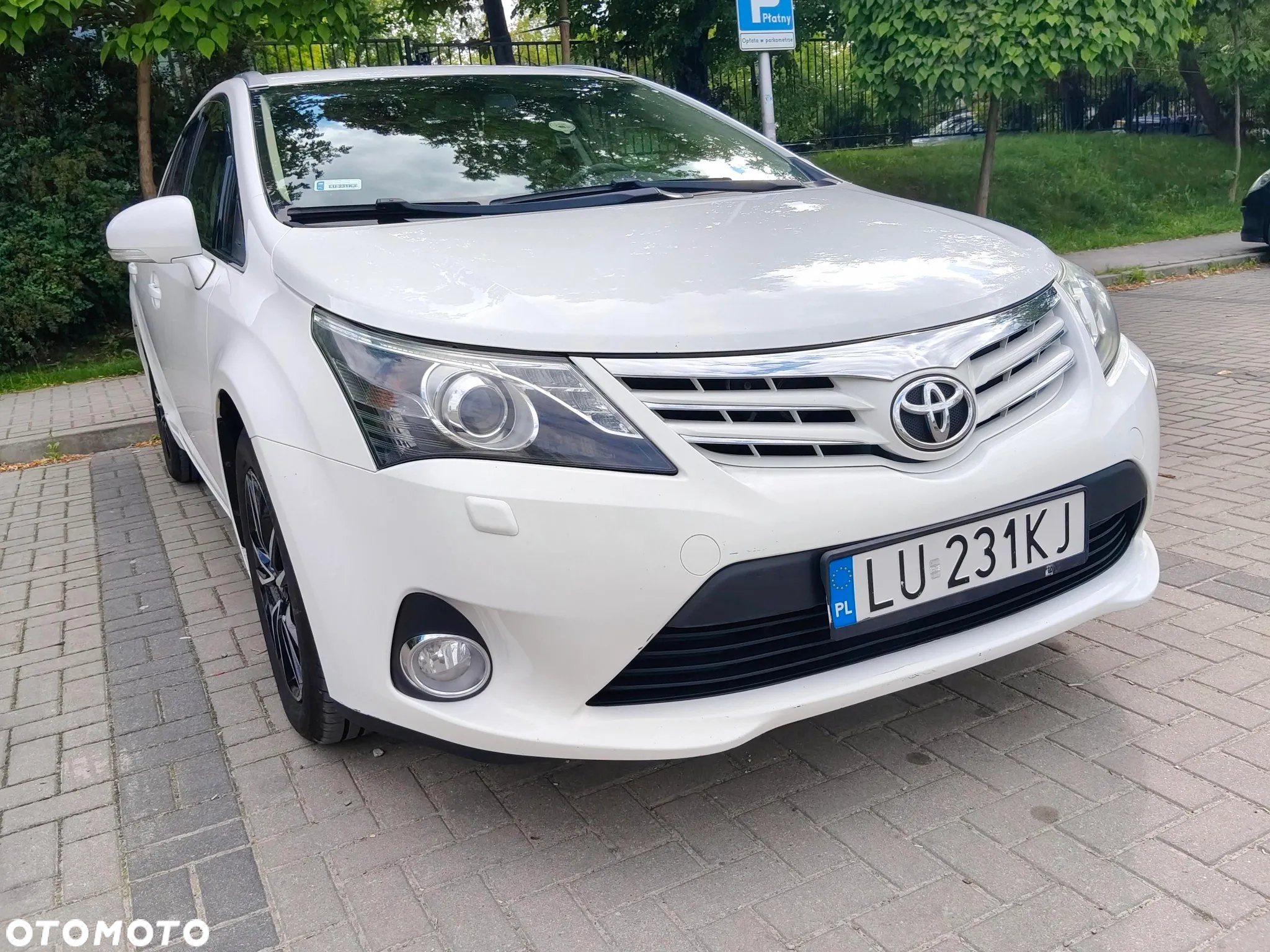 Toyota Avensis - 4