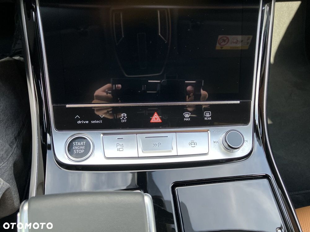 Audi A8 - 36