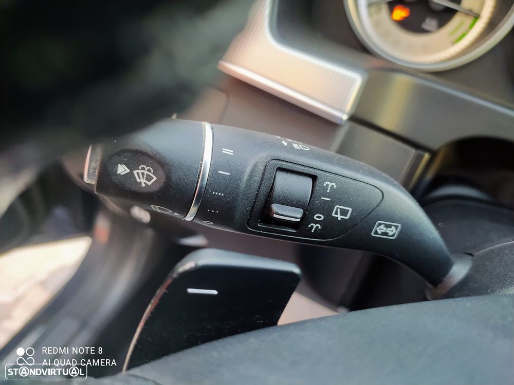 Mercedes-Benz E 300 Bluetec Hybrid Avantgarde - 23