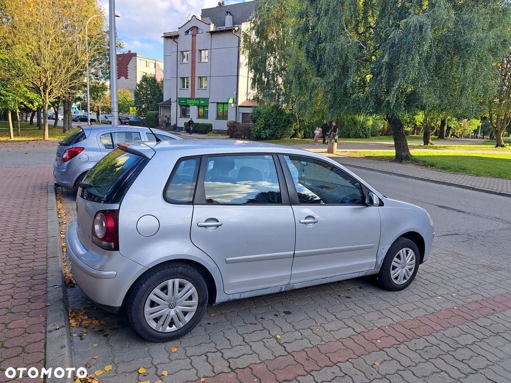 Volkswagen Polo - 8