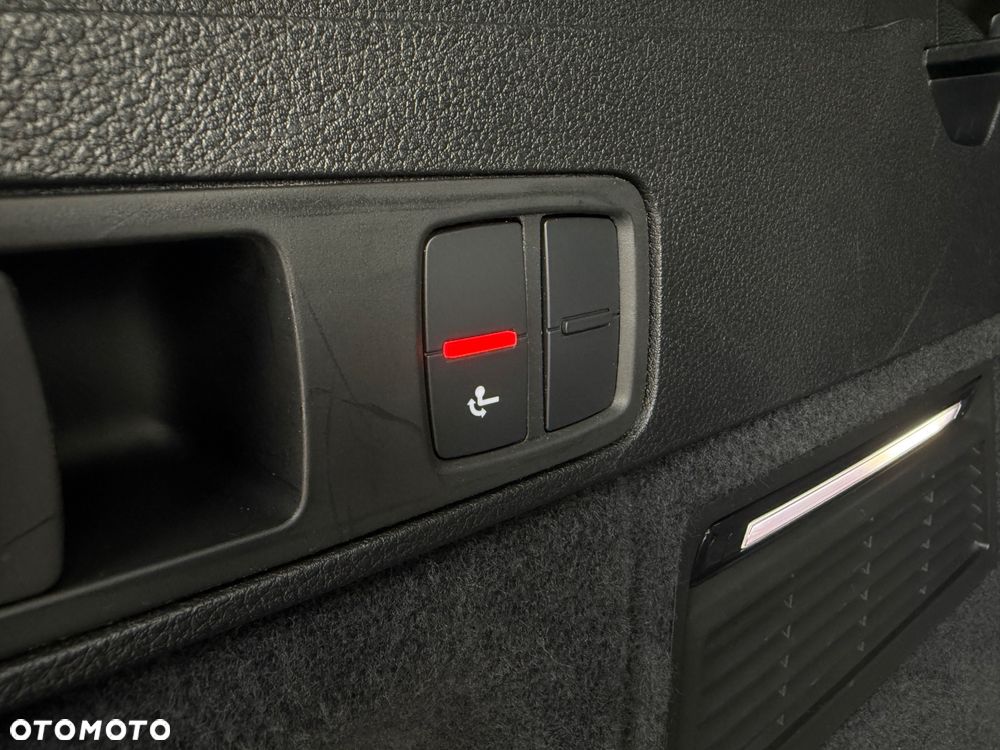 Audi Q5 Sportback 40 TDI quattro S tronic S line - 9