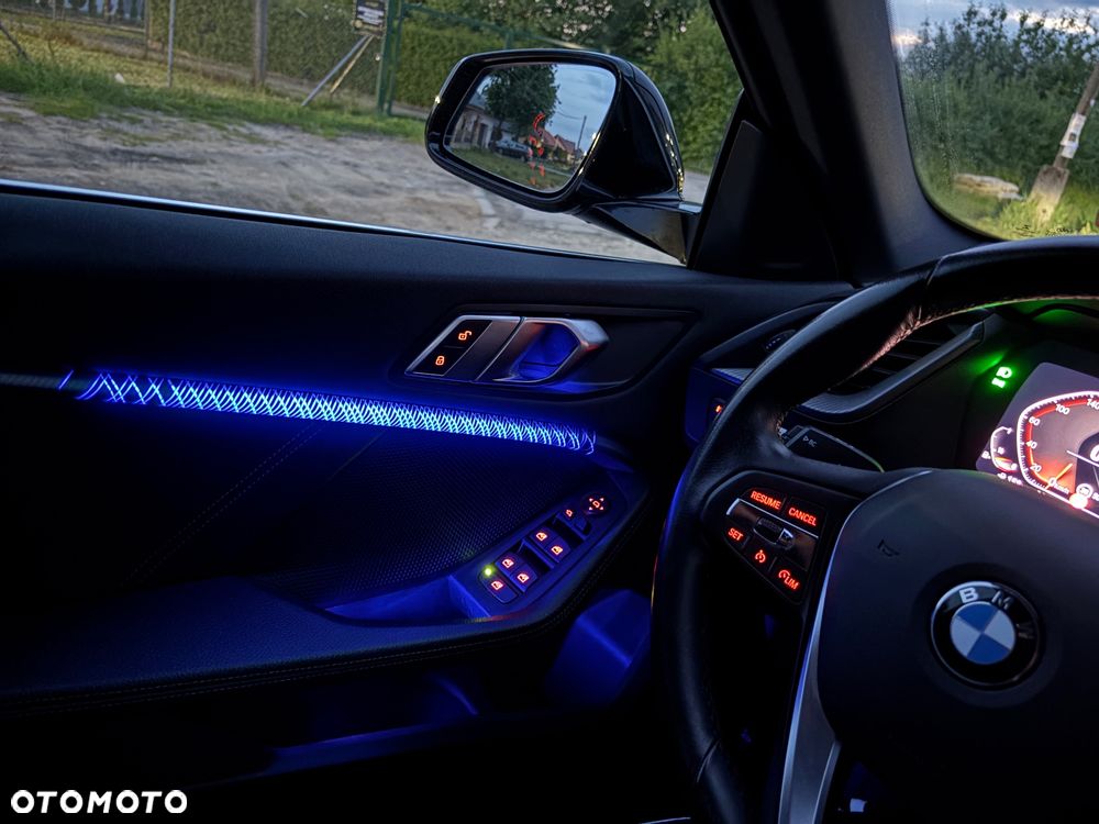 BMW Seria 2 218i - 6