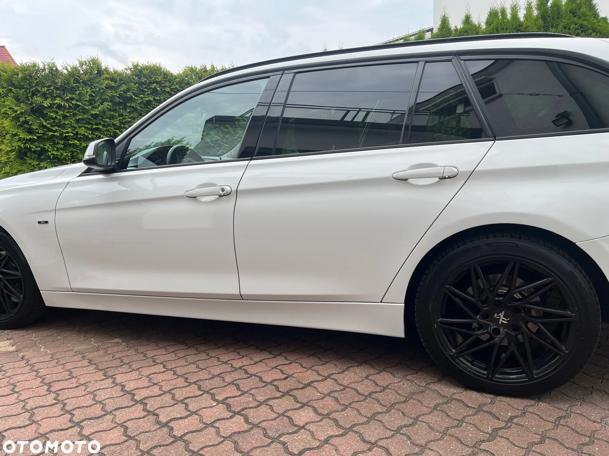BMW Seria 3 318d Sport Line - 11