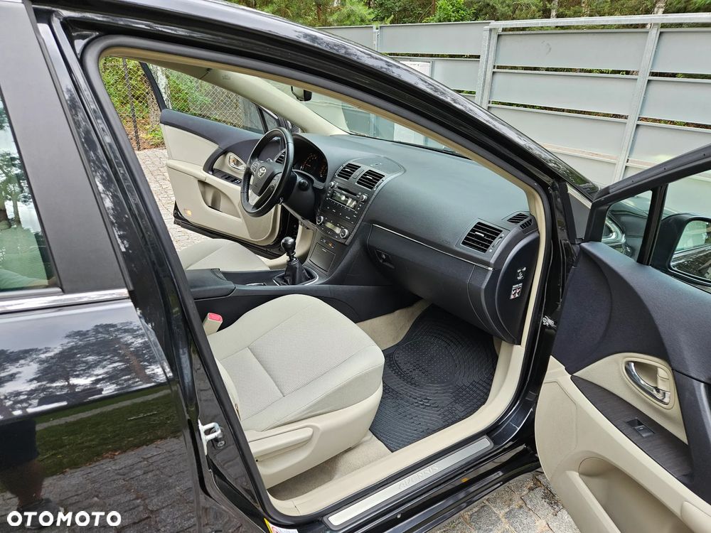 Toyota Avensis 2.0 Sol plus - 7