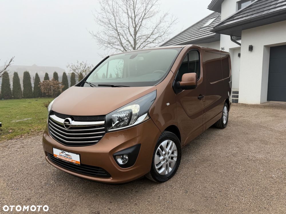 Opel Vivaro - 1