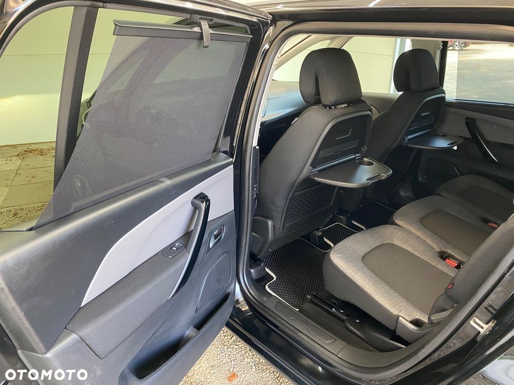 Citroën C4 Grand Picasso BlueHDi 150 EAT6 Exclusive - 28
