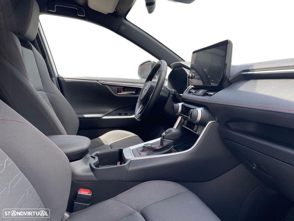 Toyota RAV4 - 7