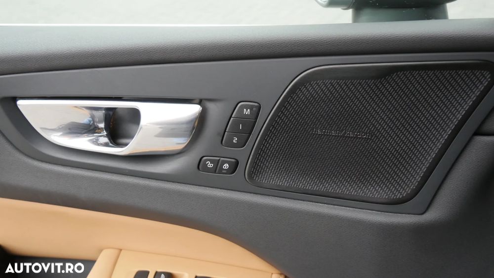 Volvo XC 60 B4 D AWD Geartronic Inscription - 16