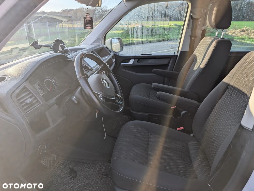 Volkswagen Multivan 2.0 TDI L1 Comfortline DSG - 8