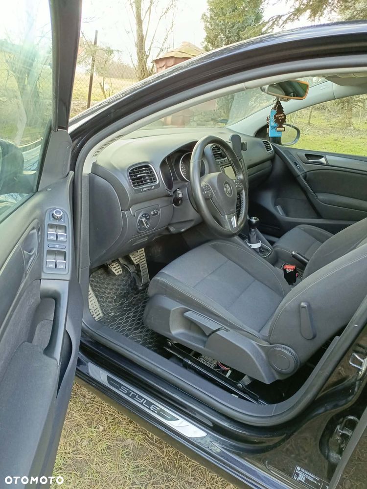 Volkswagen Golf 1.6 TDI DPF Style - 9