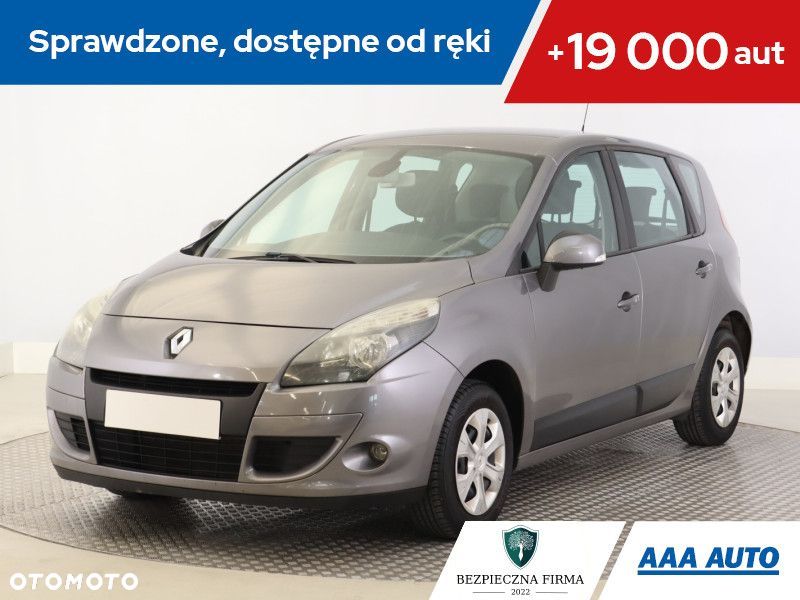 Renault Scenic - 1