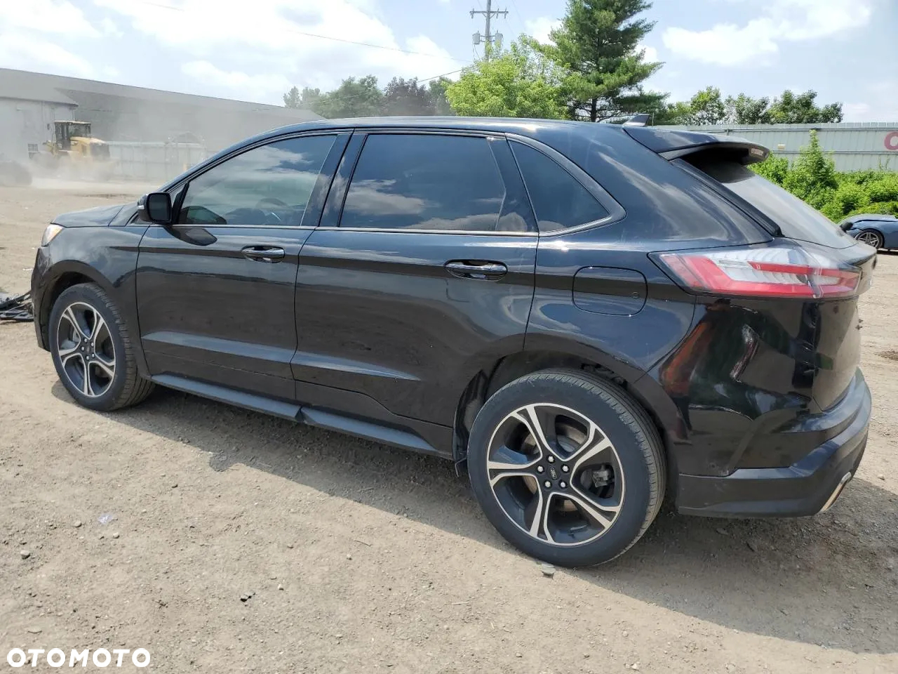 Ford Edge - 4