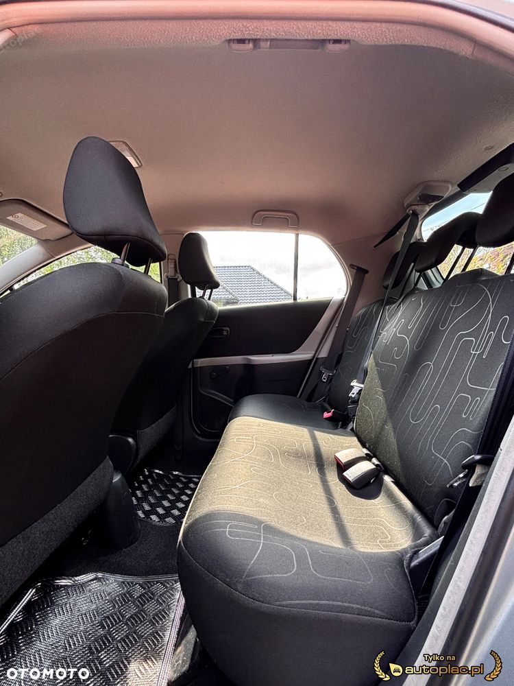 Toyota Yaris 1.33 Prestige - 8