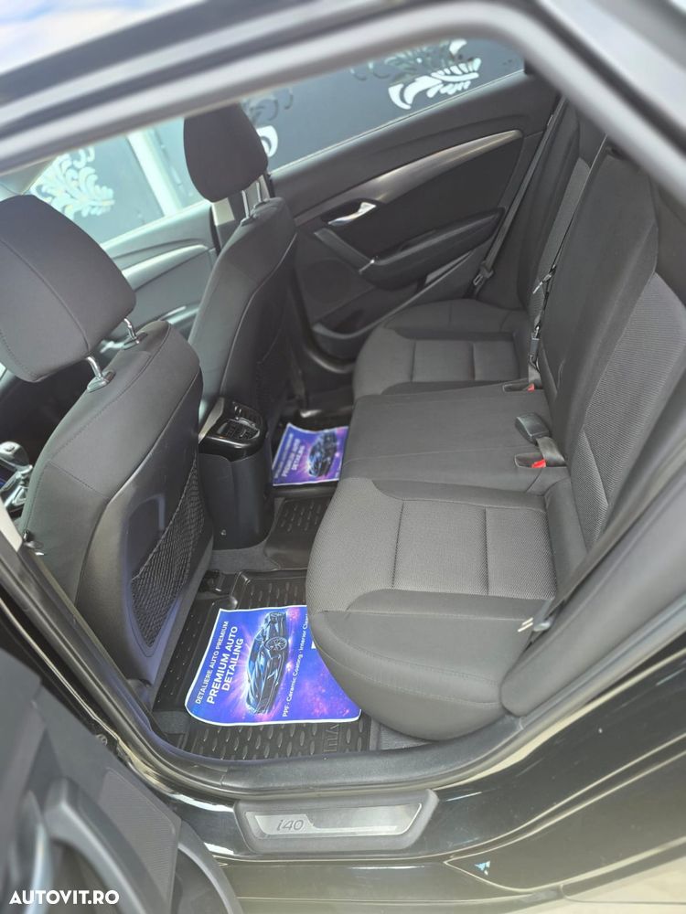 Hyundai i40 i40cw 1.7 CRDi Fifa World Cup Edition - 32