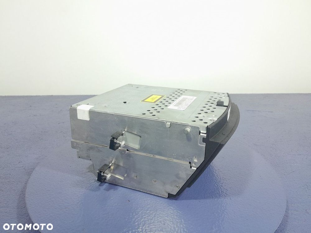 MERCEDES S W221 RADIO ZMIENIARKA A2218700593 - 2