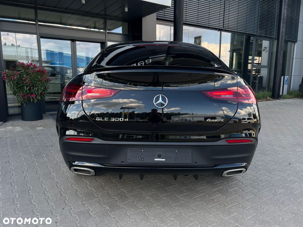 Mercedes-Benz GLE - 23