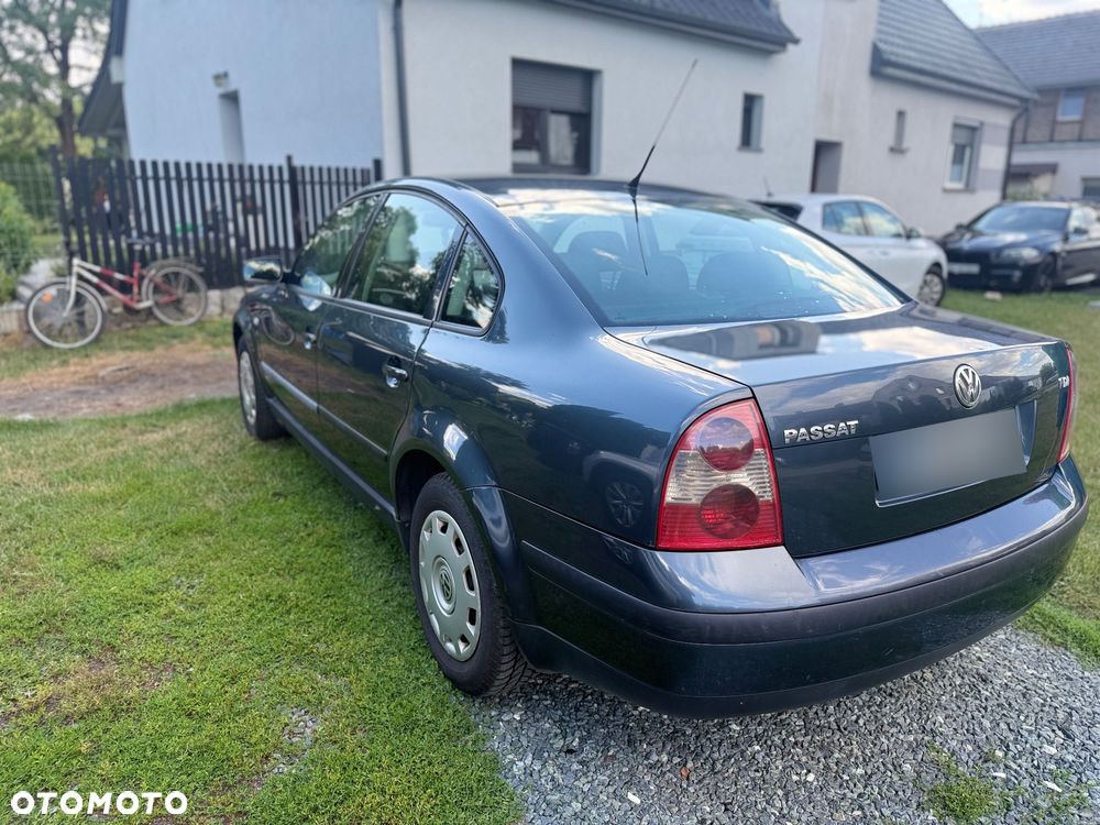 Volkswagen Passat 1.9 TDI Basis - 6