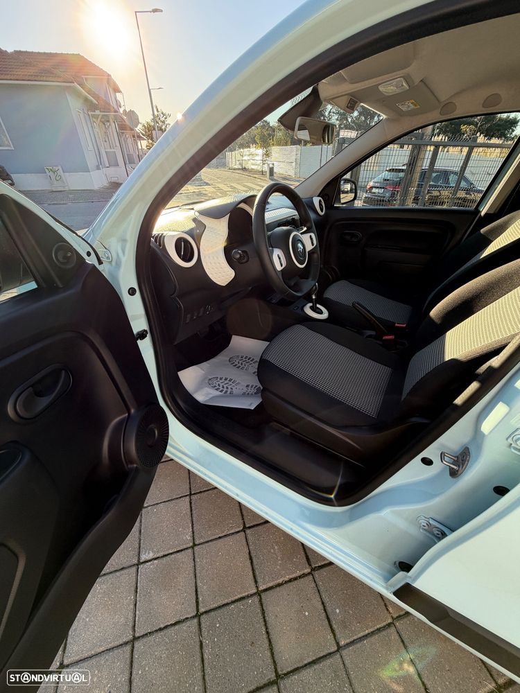 Renault Twingo E-Tech. 22 Techno - 9