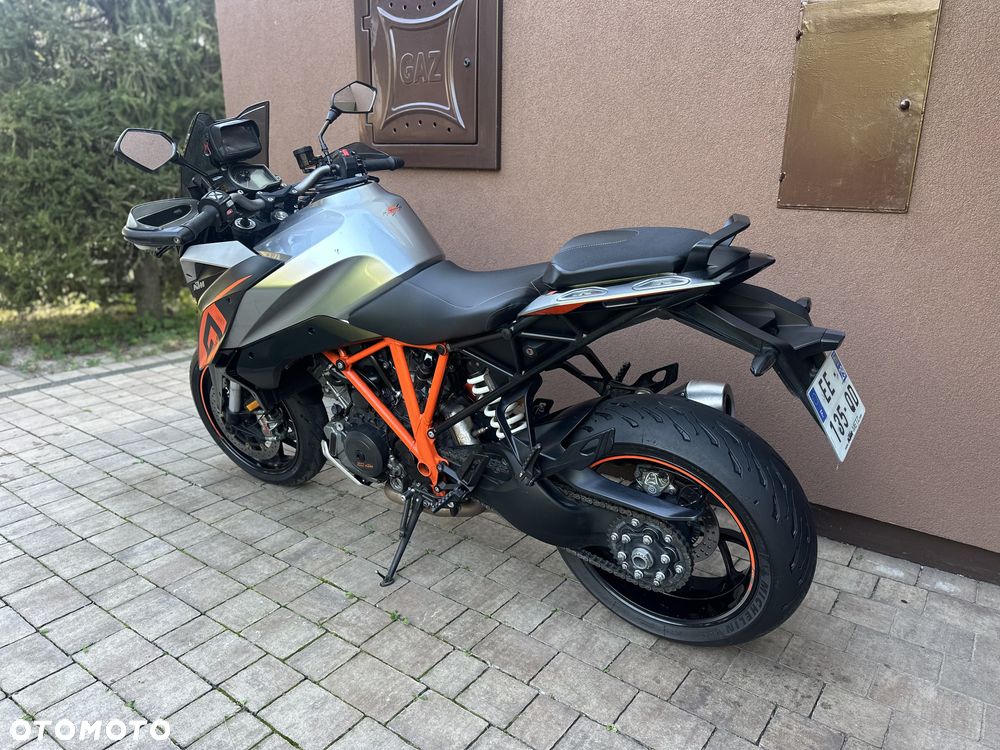 KTM Super Duke - 24