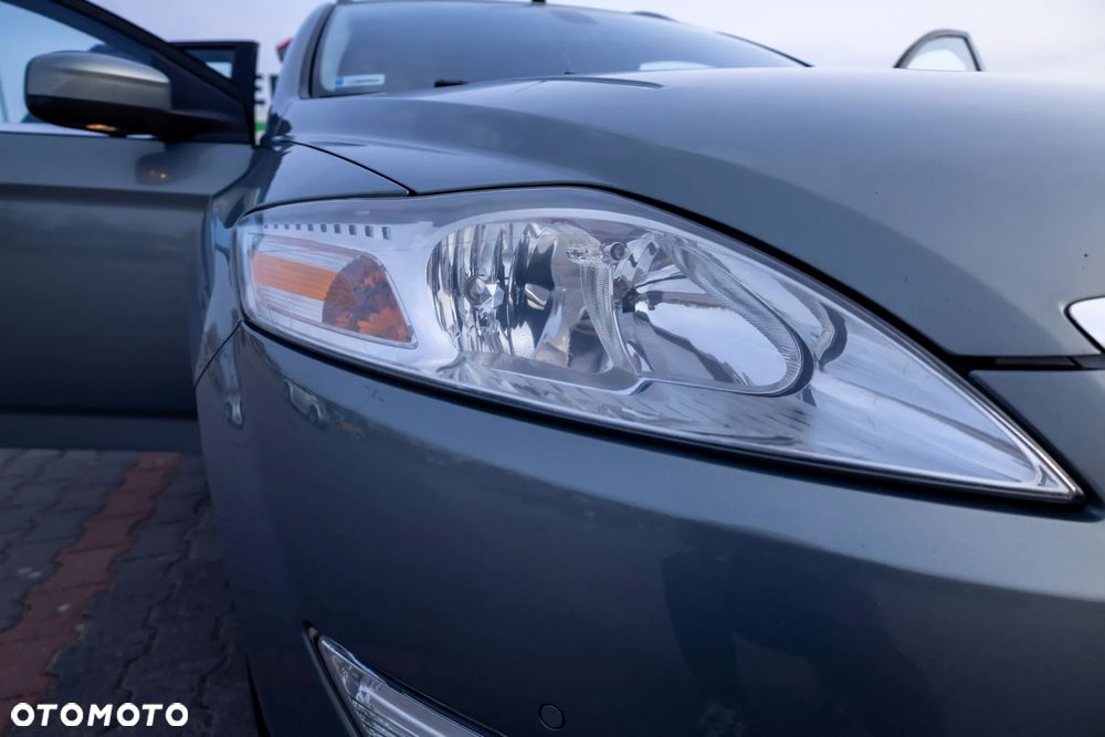 Ford Mondeo 2.0 Titanium - 12