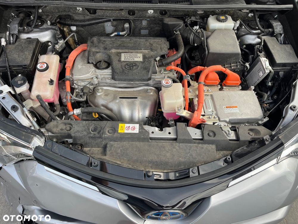 Toyota RAV4 - 16
