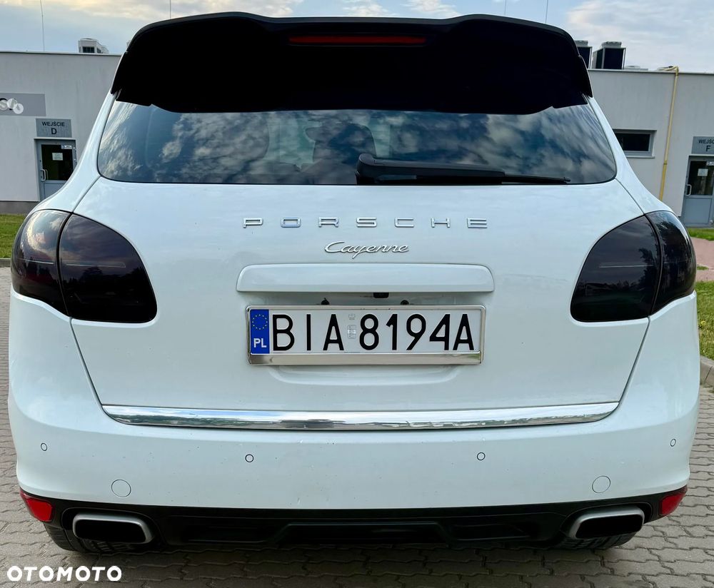 Porsche Cayenne - 6