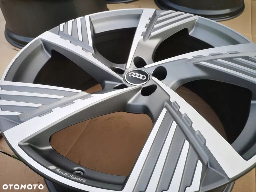 AUDI Q7 E-TRON Q7 RS6 RS7 RS5 22' 4KE - 14
