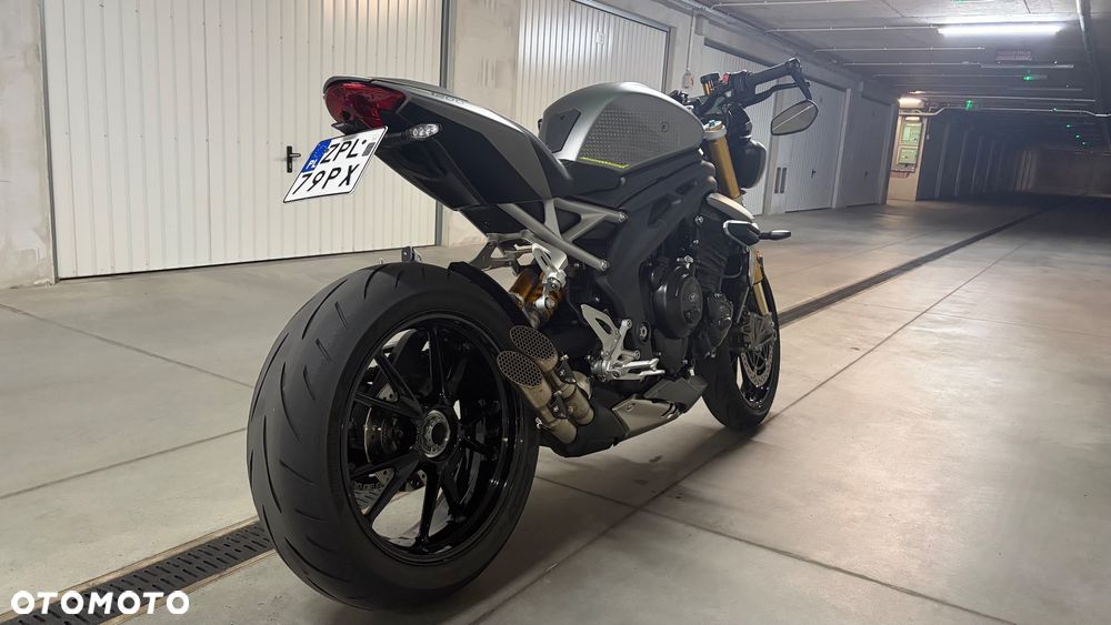 Triumph Speed Triple - 3