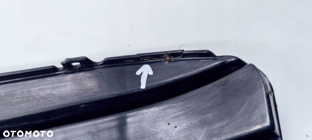 KRATKA ZDERZAKA PRAWA AUDI A4 B8 8KD807682 - 8
