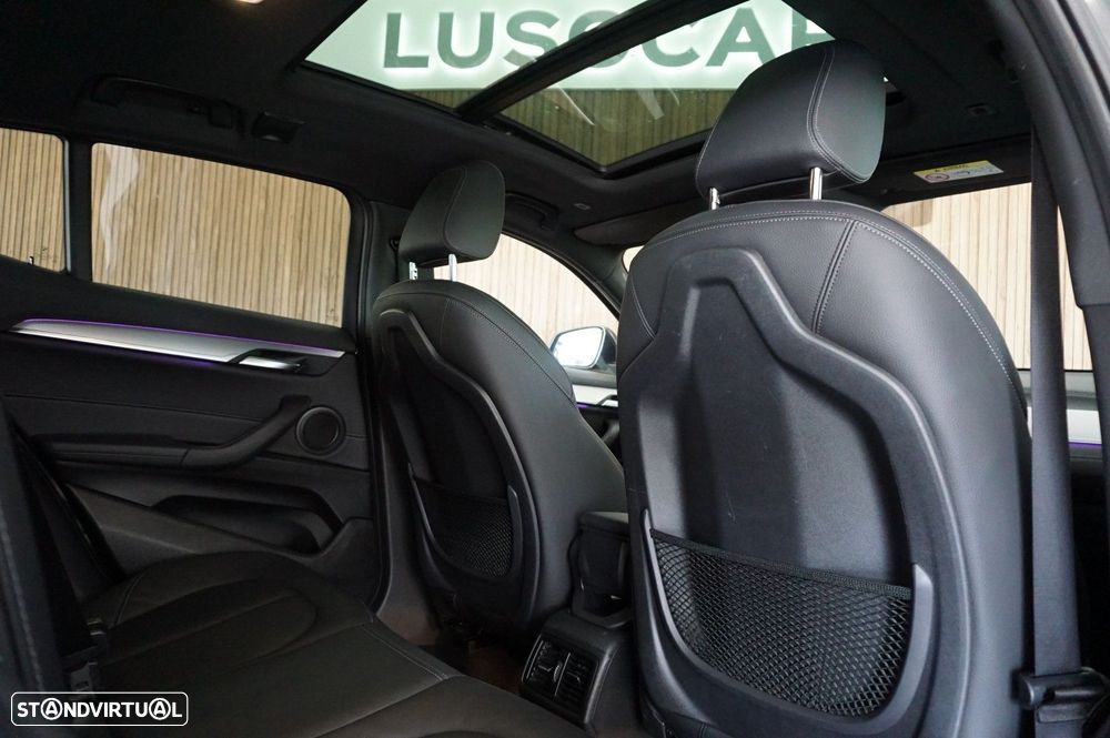 BMW X2 18 i sDrive Auto Pack 50 anos M - 10
