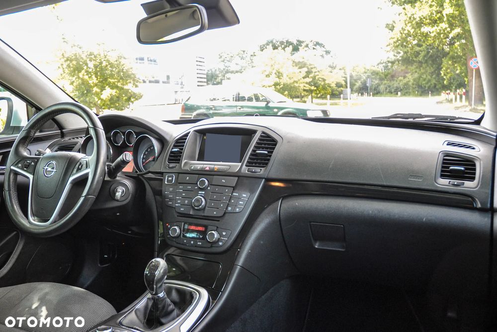 Opel Insignia - 10