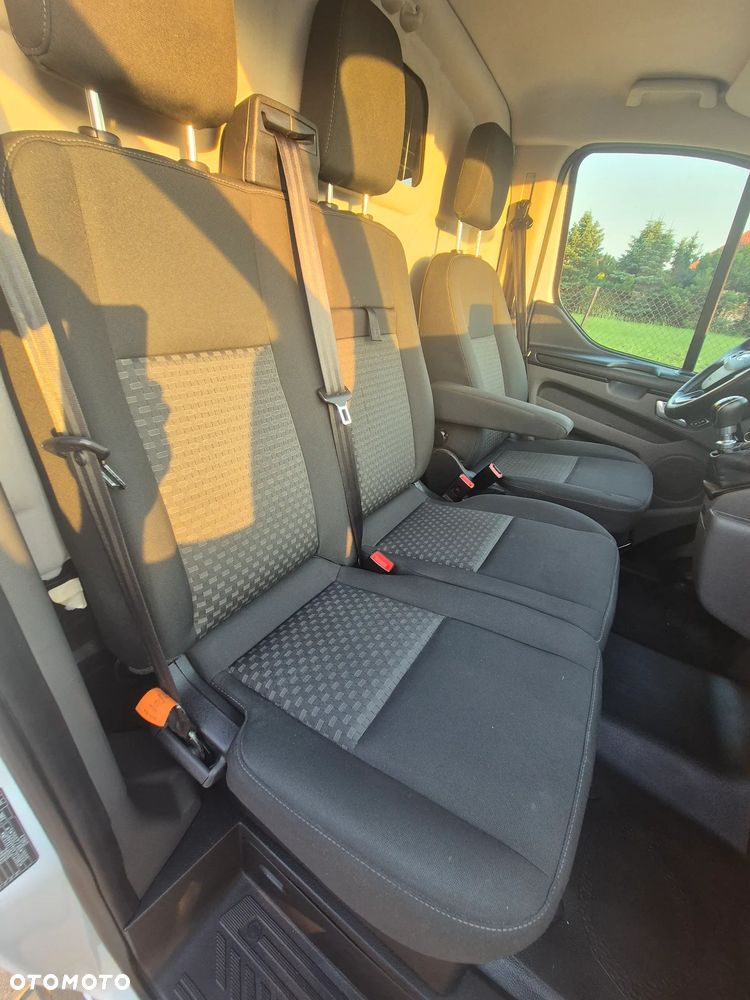 Ford Custom 2.0Tdci 2020r 130 koni 150tys km Ledy kamera klima webasto Super stan - 18