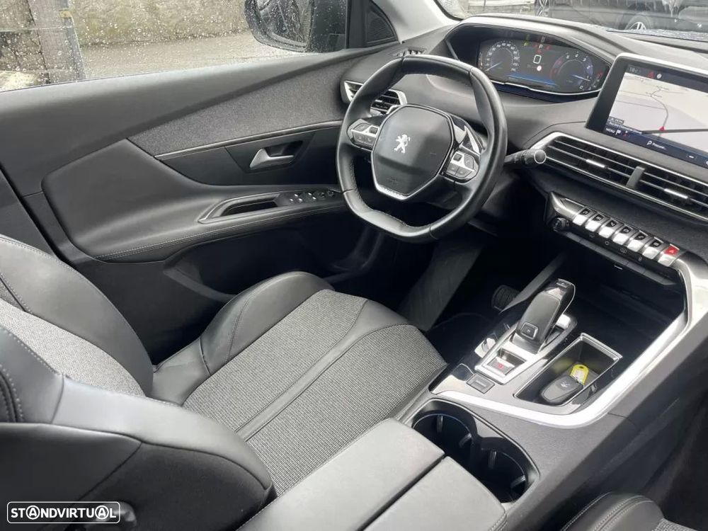 Peugeot 3008 1.2 PureTech Allure Pack EAT8 - 16