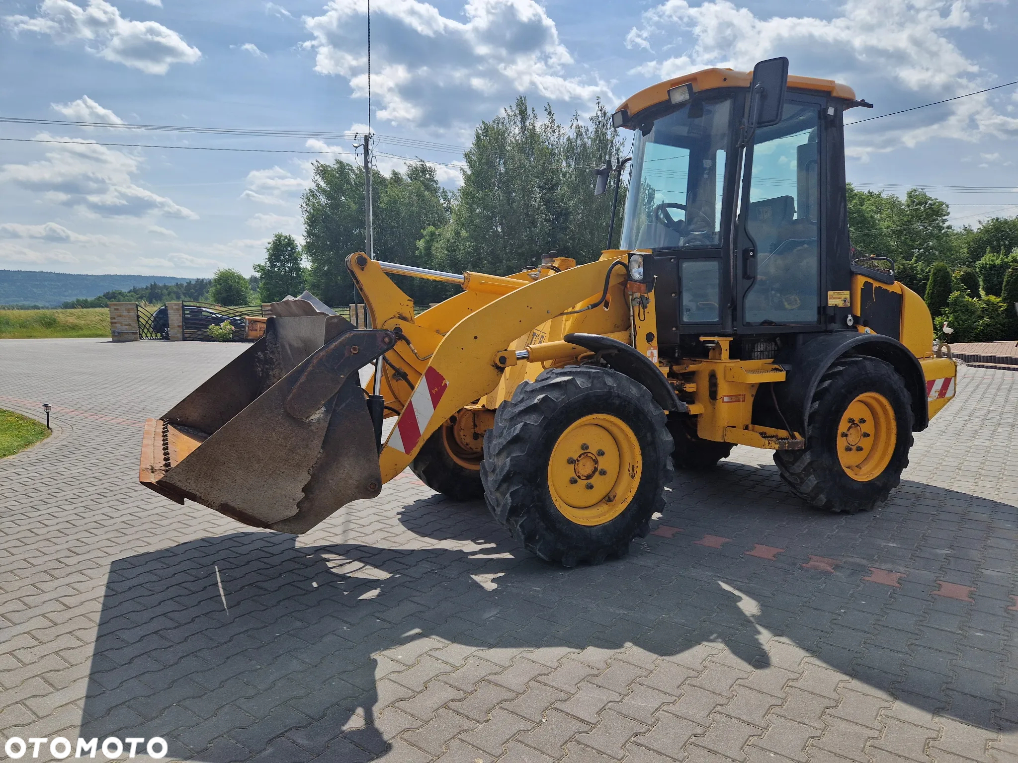 JCB 407 - 5