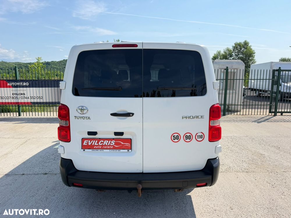 Toyota Proace 1.5 D-4D 120CP 8+1 L2H1 Base+ - 11