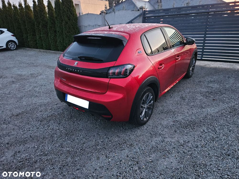 Peugeot 208 Allure - 5