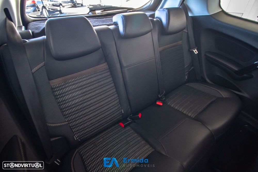 Peugeot 208 1.6 e-HDi Active - 25