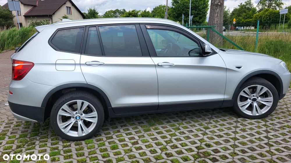 BMW X3 xDrive20d - 23