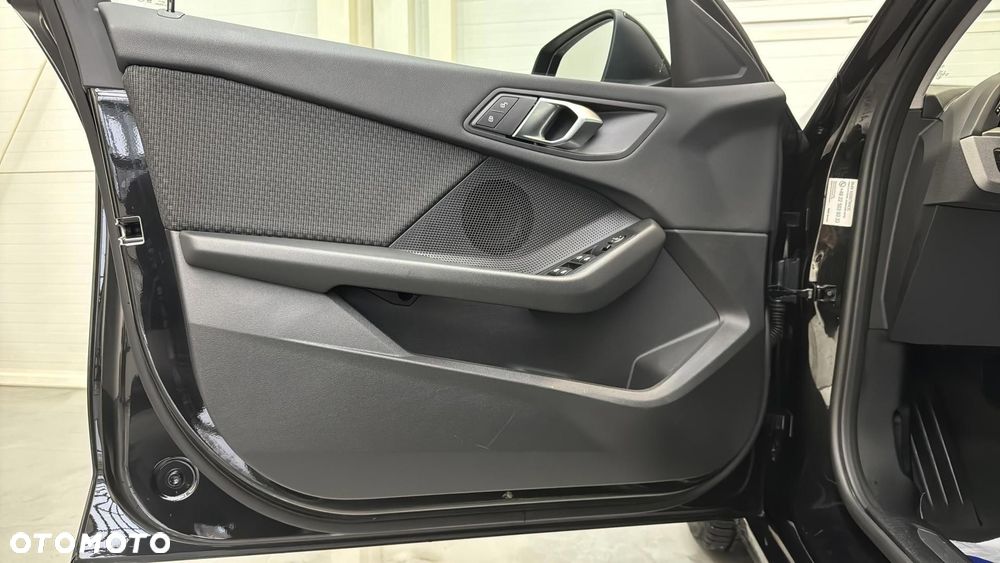 BMW Seria 1 118i Advantage - 12