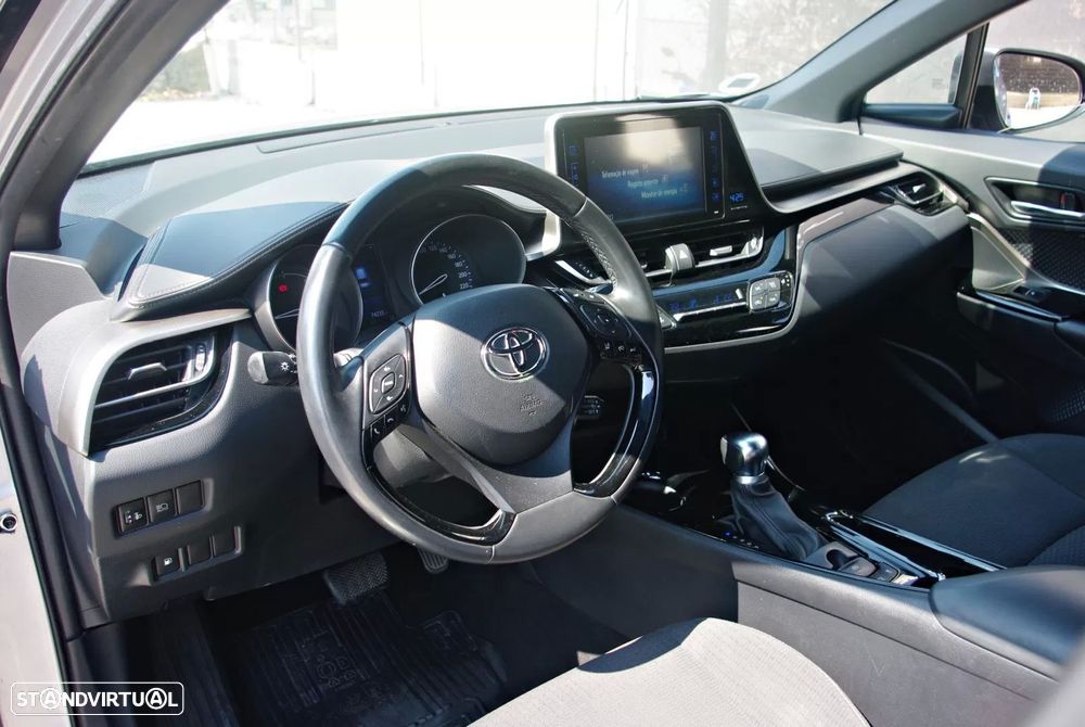 Toyota C-HR 1.8 Hybrid Comfort - 13