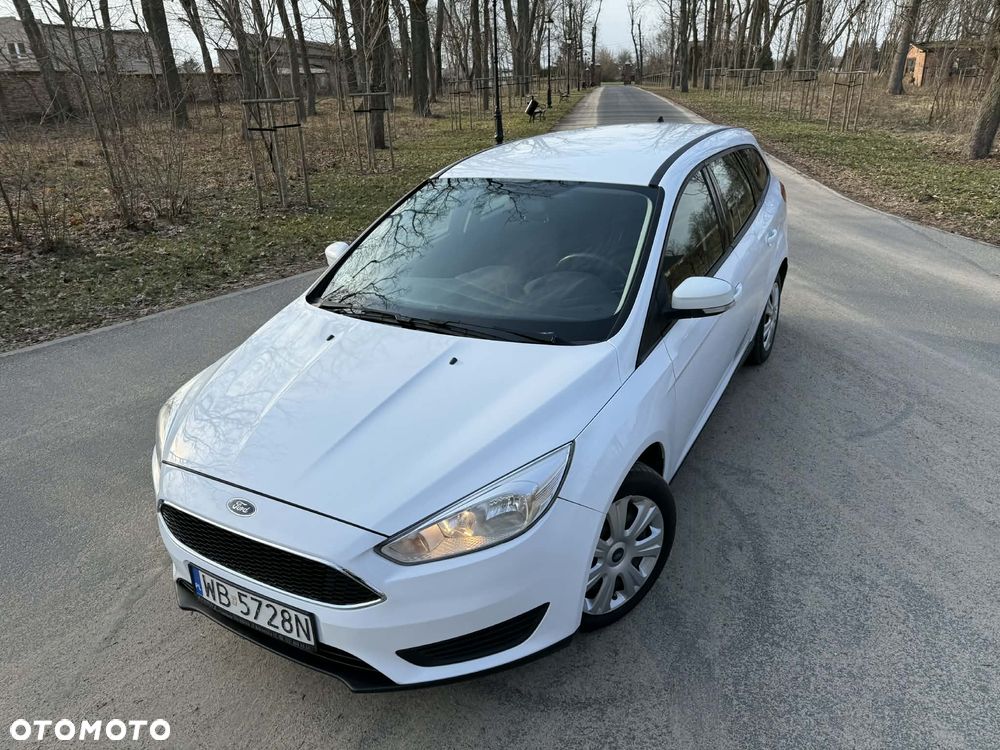 Ford Focus 1.5 TDCi SYNC Edition - 15