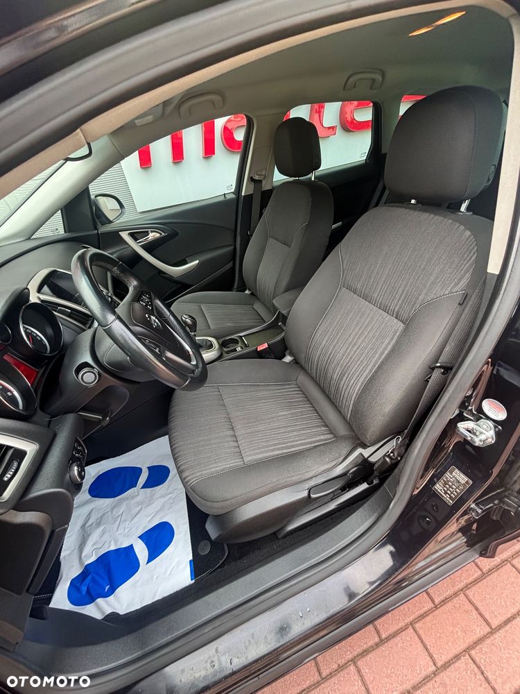 Opel Astra 1.4 Turbo - 21