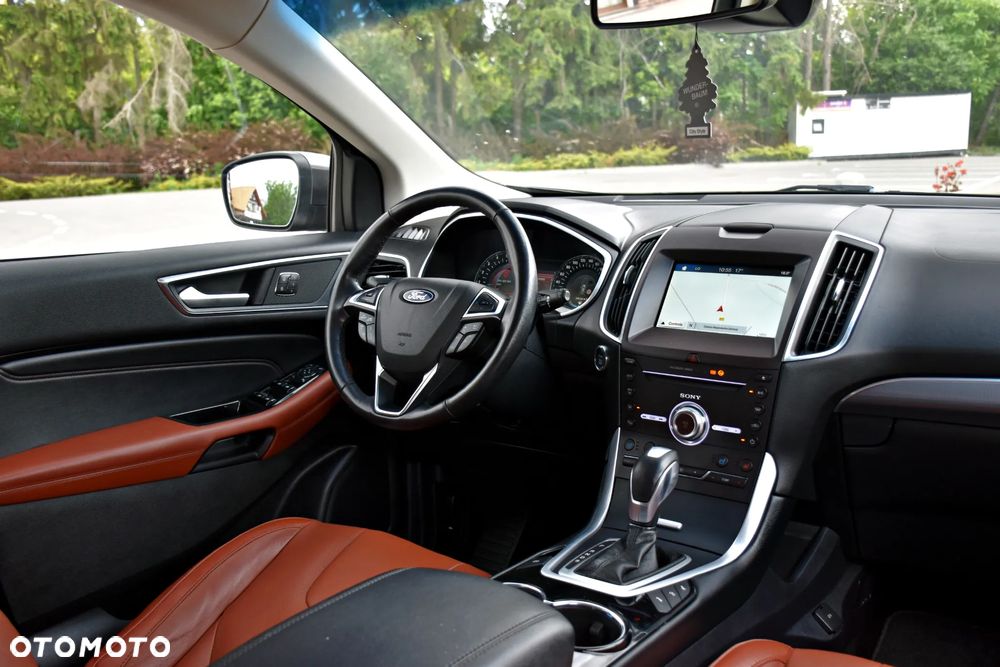 Ford Edge 2.0 TDCi Twin-Turbo 4WD Titanium - 36
